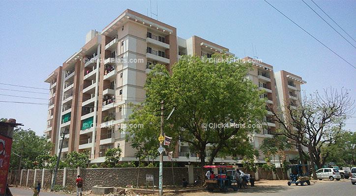 Kohinoor Garden Apartments